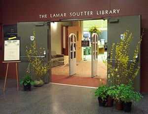 Entrance to The Lamar Soutter Library